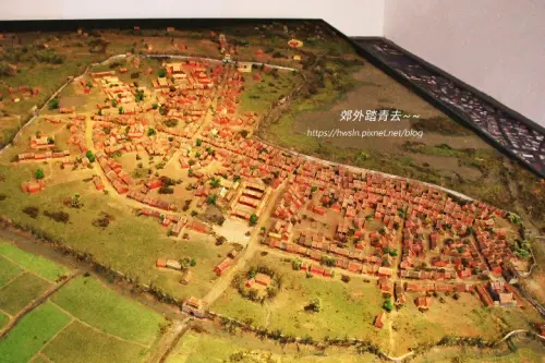 00024 鳳山新城模型，城牆像鞋子.webp