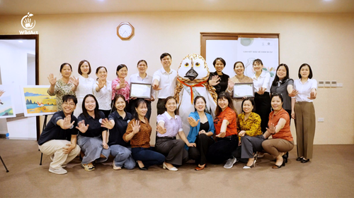 1. Tập thể tham dự Hội nghị tổng kết dự án Sáng kiến bảo tồn chim di cư do phụ nữ lãnh đạo.png