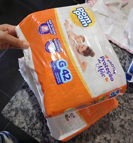Fralda Pom Pom Protek Proteção de Mãe Mega G 42.jpg