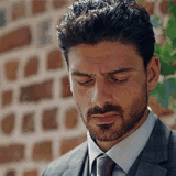 c5c1ef23185e62ba471e7432c1f25acb ezgif.com crop.gif