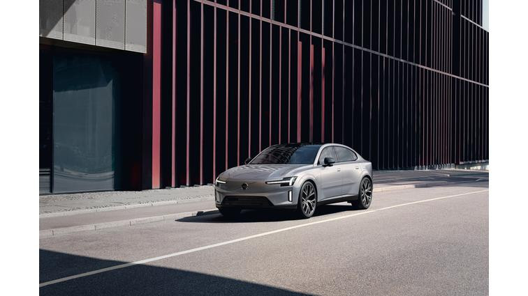 Volvo’s ES90 is a high-riding electric sedan with 434 miles of range