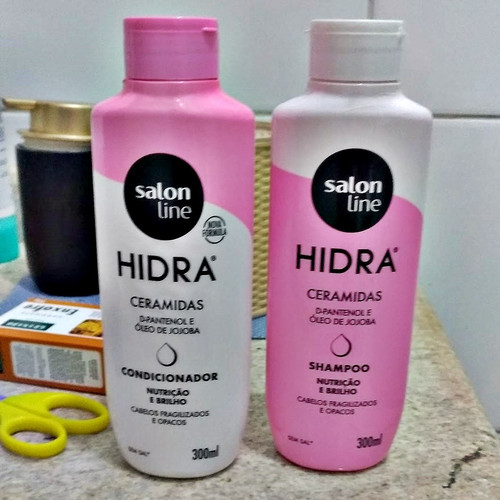 Salon Line 23.jpg