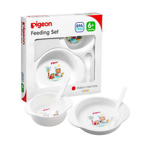 Easy and Safe Baby Feeding Set by Pigeon.png
