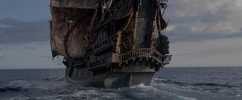 Pirates.of.the.Caribbean On.Stranger.Tides.2011.1080p.BluRay.CZ SK EN.x265.HEVC My.mkv snapshot 00.3.jpg