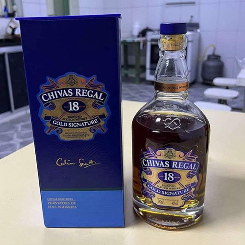Chivas Whisky Regal 18 Anos.jpg