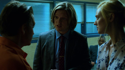 Marvels.Daredevil.S02E02.Dogs.to.a.Gunfight.1080p.DSNP.WEB DL.CZ EN. DD+5.1.x265.HEVC My.mkv snapsho