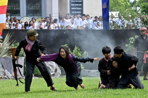 photoday25052003.jpg