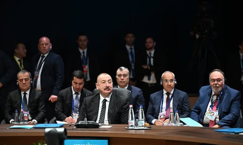 500524129 18463459960075011 2569934681368070605 n.jpg?stp=dst jpg p235x350 tt6& nc cat=108&ccb=1 7& .jpg