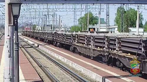 Uw2e hSui4cXPnyo.jpg