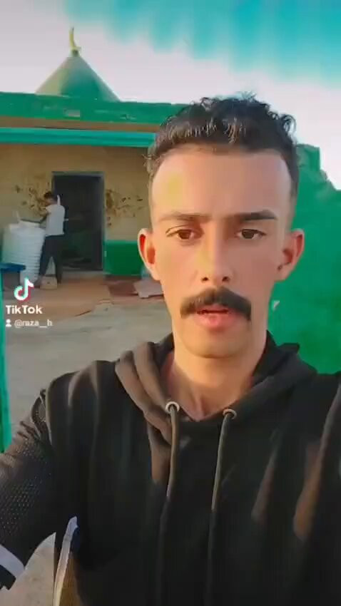 qDFKgNfUdbBHyu T.jpg