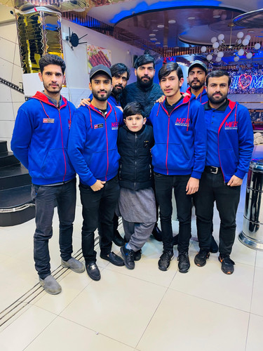 Mubarak food and restaurant Quetta.jpg