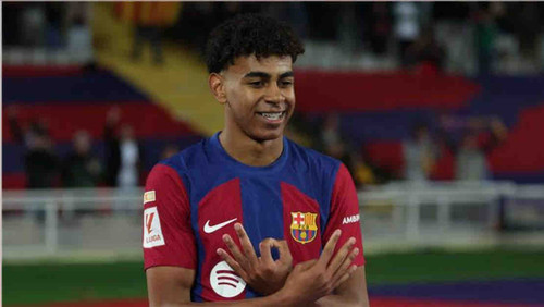 F4688ED7 C17A 4327 925B 5400D215C8C2.jpg