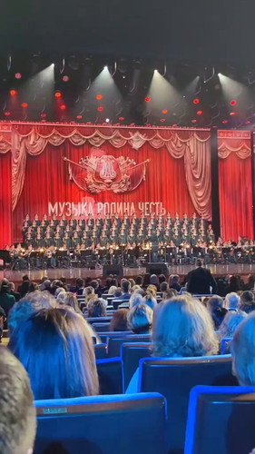 TU wPLeAiR8gXD d.jpg