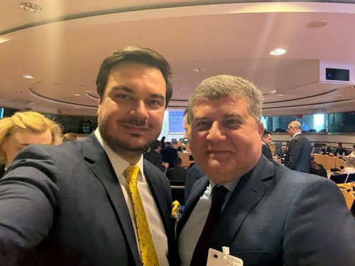 499617317 1244337897062800 8401971127594883942 n.jpg?stp=dst jpg s600x600 tt6& nc cat=107&ccb=1 7& n.jpg