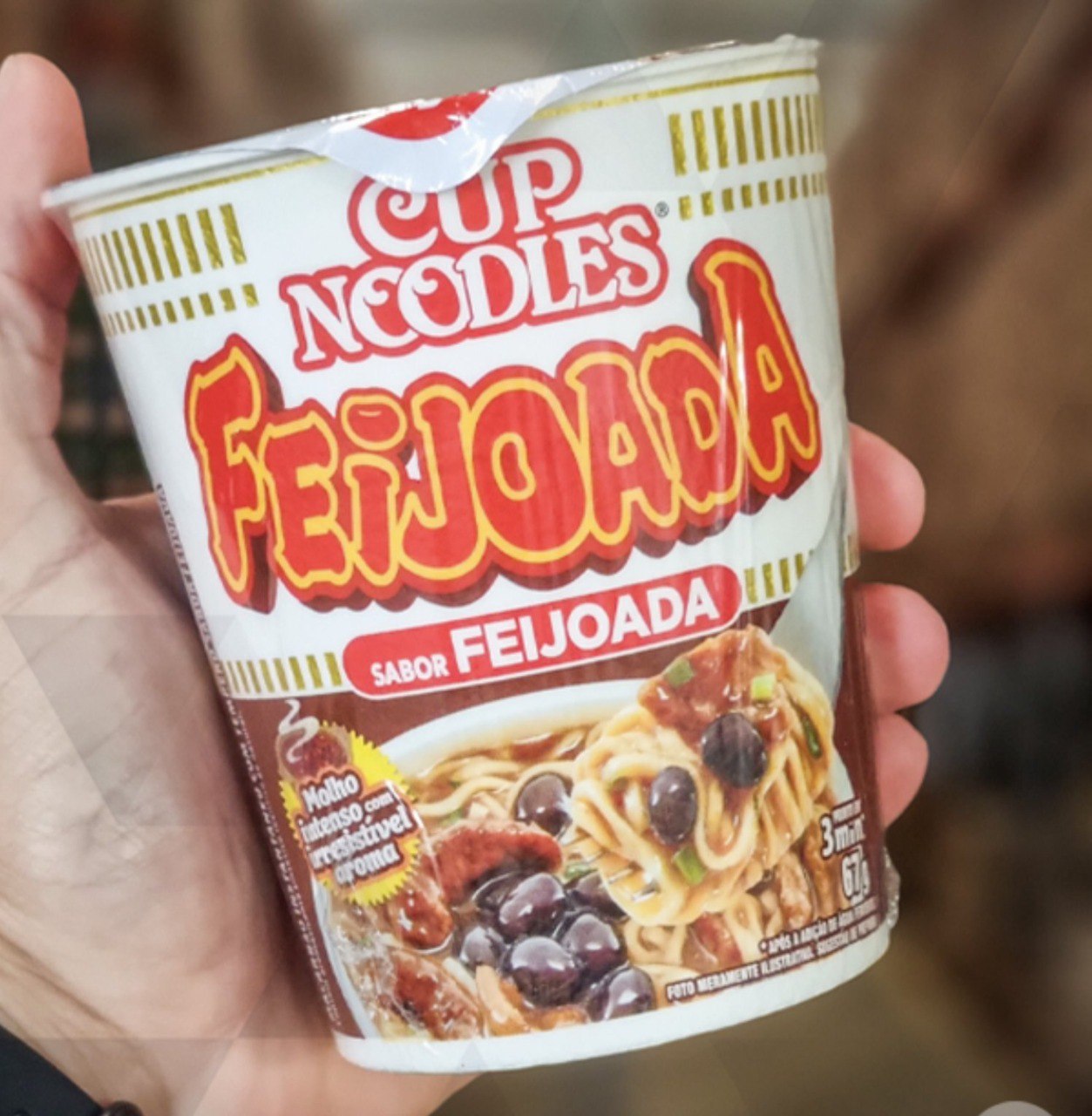 NISSIN CUP NOODLES SABOR FEIJOADA
