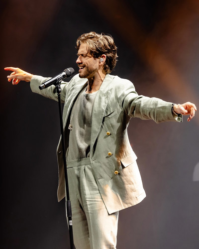 danny with a camera 3617227949795877096's2025 4 24 16.6.565 story