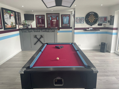 West Ham mancave IMG 9906.jpg