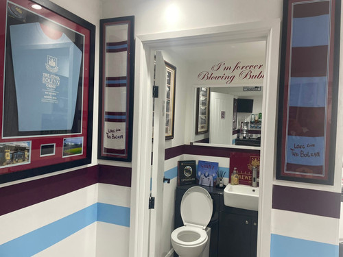 West Ham mancave IMG 9913.jpg