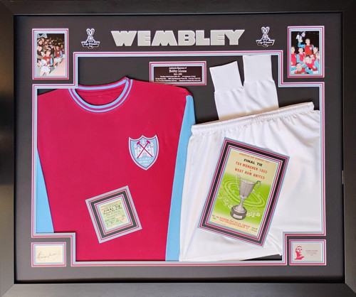 West Ham mancave IMG 9917.jpg