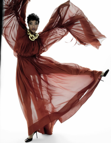 Jourdan Dunn by Javier Biosca Bazaar Espana 9.jpg