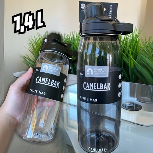 Garrafa CamelBak Chute Mag.jpg