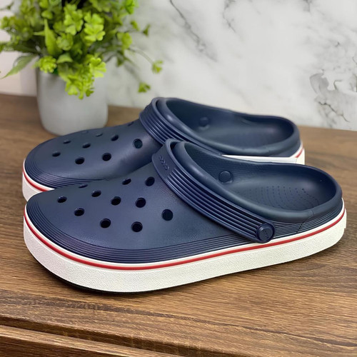 Sandália Crocband Off Court Clog Navy.jpg
