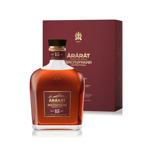 4850001002093 Коньяк Ararat Васпуракан 15 Лет 40% 0,5 Л Подар.Упак. .jpg