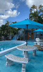 Bluebell Hotel & Apartments – Comfort & Style in the USA.gif