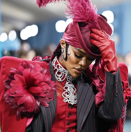 Taylor, Teyana (Met Gala 2025 08).jpg