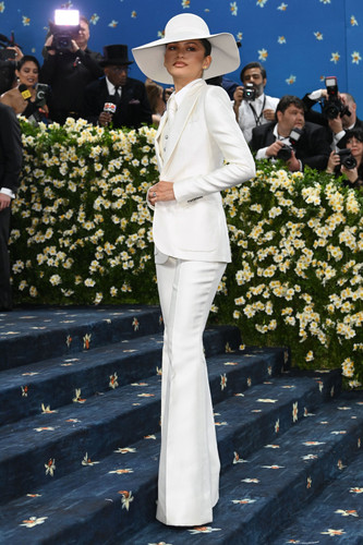 ZENDAYA (Met Gala 2025 05).jpg