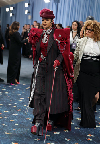 Taylor, Teyana (Met Gala 2025 02).jpg