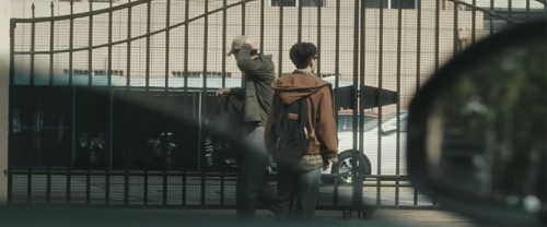 灭罪.Mie.Zui.S01E01.2025.2160p.WEB DL.DDP2.0.H265.60fps HDSWEB.mkv 20250507 003203.237.png