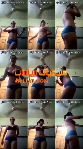 يا تكاته يا حركاته غزاله مصريه عشرينيه مدلعه تهز وترقص لعشيقها بالبراه والاندر وتمتعه من الصاله