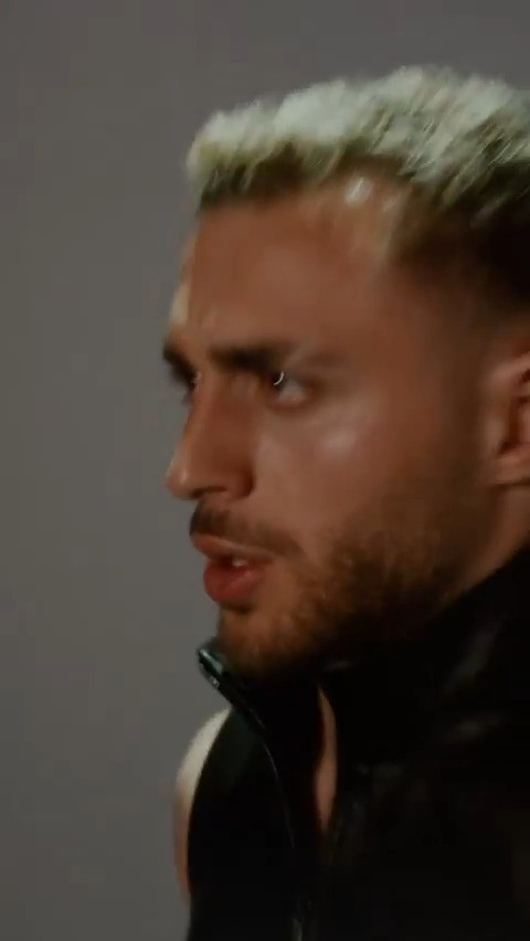 GqRn0xLXcAAS W .jpg