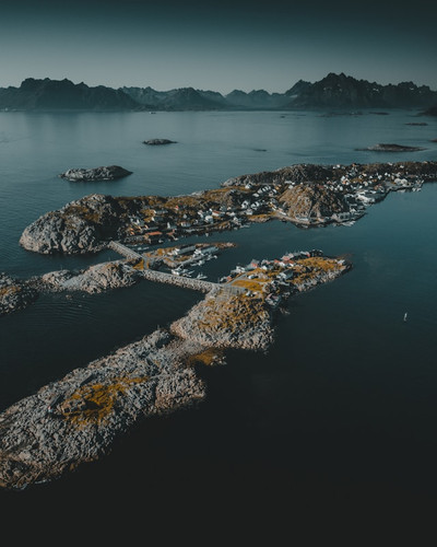 thomas langnes 66AIq0 K1Bg unsplash.jpg