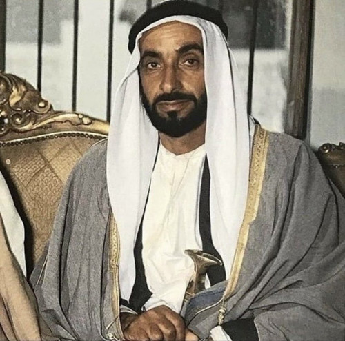 GqV797EacAAkp7T.jpg