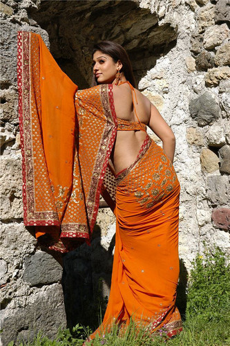 hot sexy nayanthara back ass open body expose saree.jpg