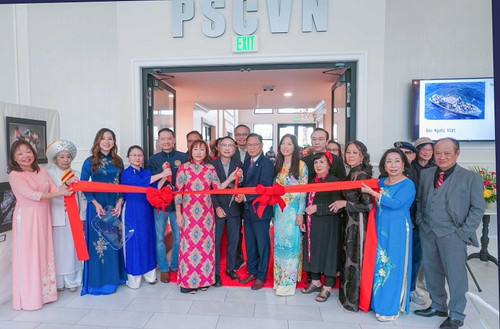 nguoiviethoaky 2.jpg