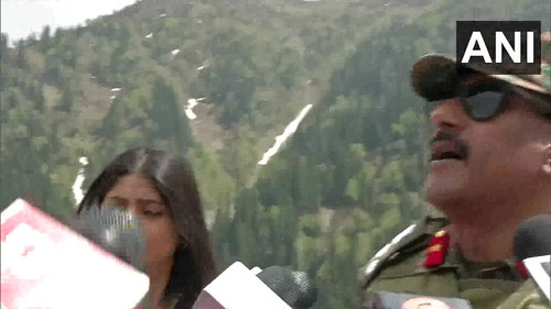 Fa17WWHJ7Pqa wB2.jpg