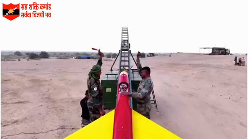 8O7ObwddP8HAJ6OK.jpg