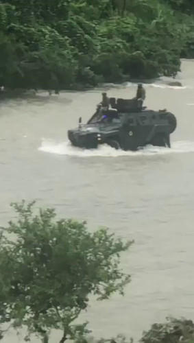 iwWxVL4Q5 QXFW73.jpg