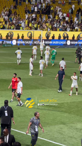 ekNCsX1W9uC qWEc.jpg