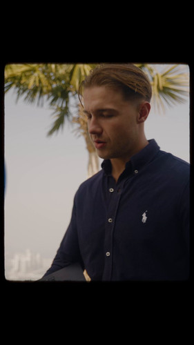 gAKknZ3wJO5u cJ2.jpg