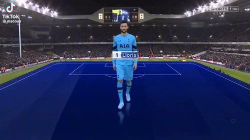 q8 ZfqyNK7pkkJvs.jpg