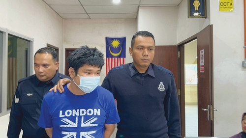 Baru bunuh bouncer 2048x1152.jpg