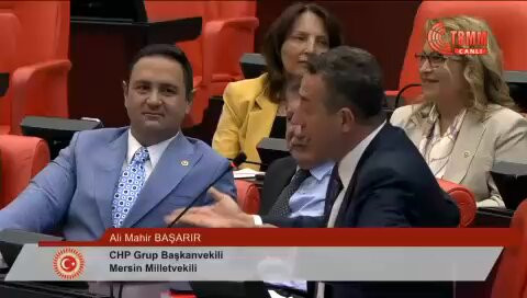 qsNkMjqoxTg v3Lb.jpg