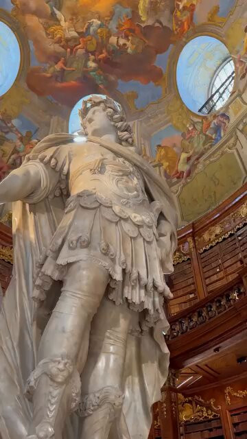 kYOr3ZIUx YaTx3A.jpg