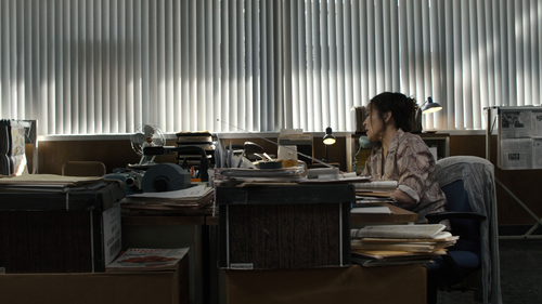 Snowfall.S04E01.Re Entry.1080p.STRP.WEB DL.DDP5.1.H.264 SiGLA 003.png