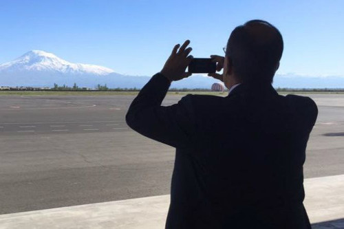 Grhn y4WgAAU9go?format=jpg.jpg