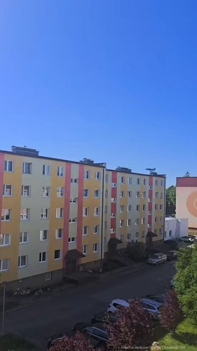 vAhOfCv1Z3lQa QO.jpg